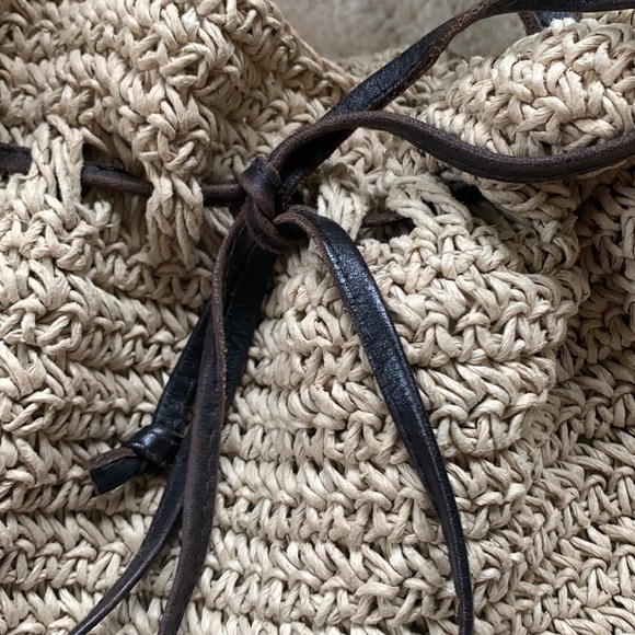 Eddie Bauer bag with leather straps - Picture 3 of 10